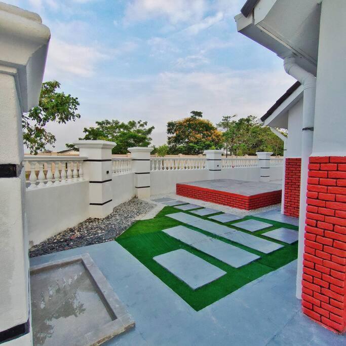 3 Storey Swimming Pool&Projector House Setia Alam Shah Alam Exterior photo